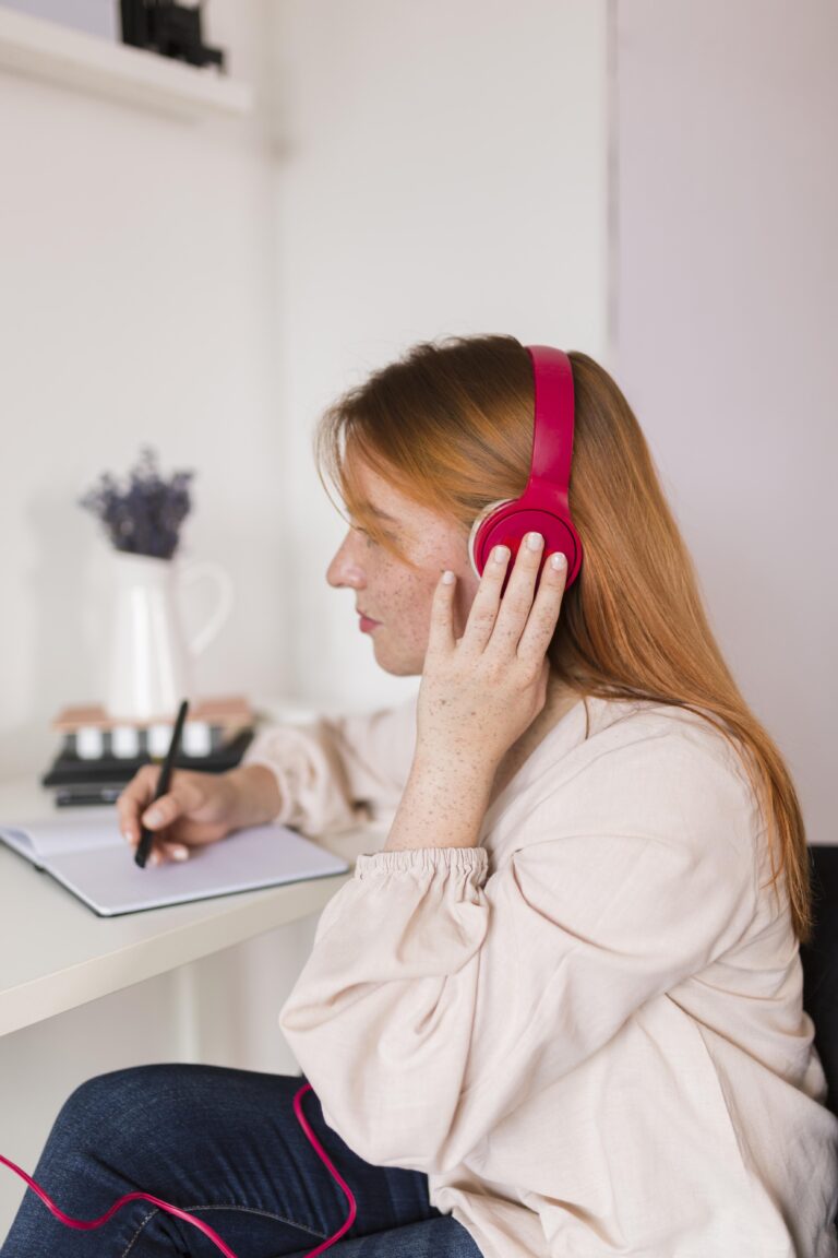 fone-de-ouvido-volume-alto-audicao
